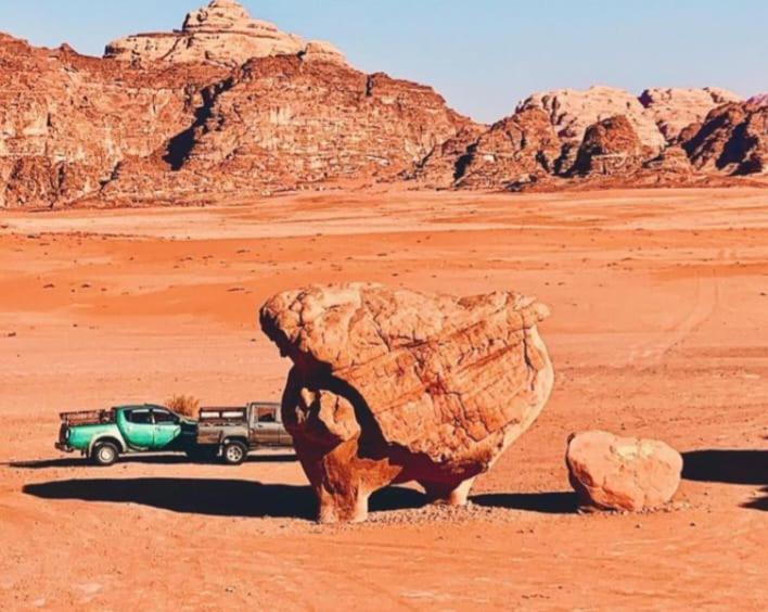 Moon City With Jeep Trips Wadi Rum Exterior photo