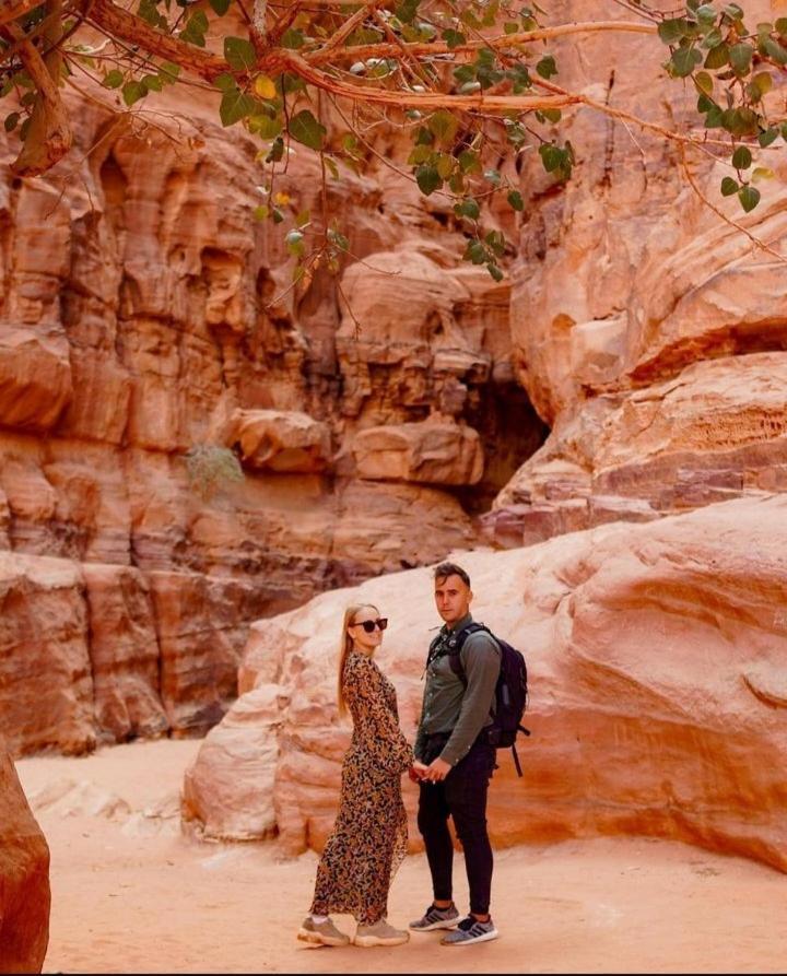 Moon City With Jeep Trips Wadi Rum Exterior photo