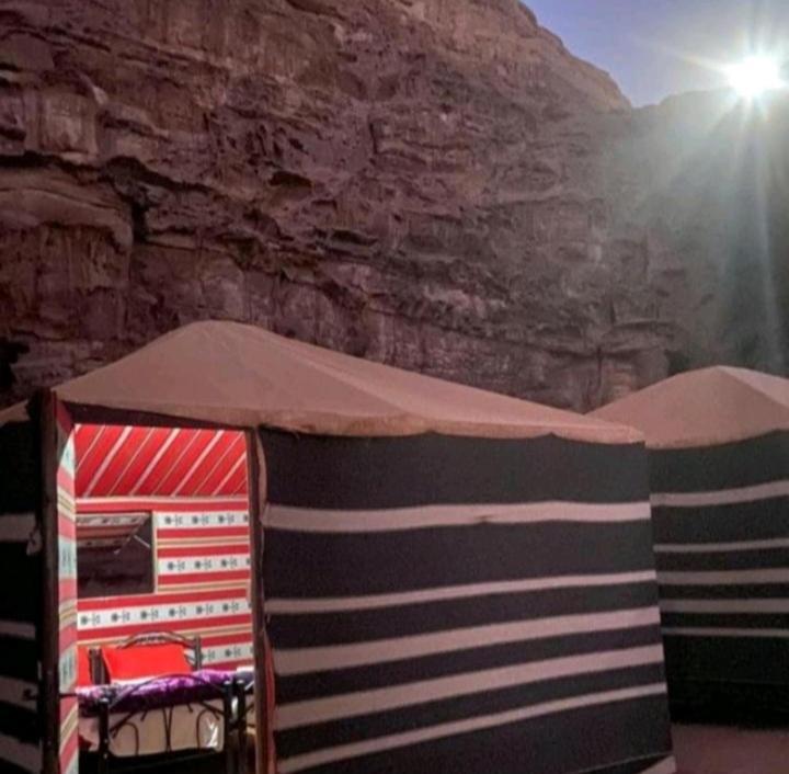 Moon City With Jeep Trips Wadi Rum Exterior photo